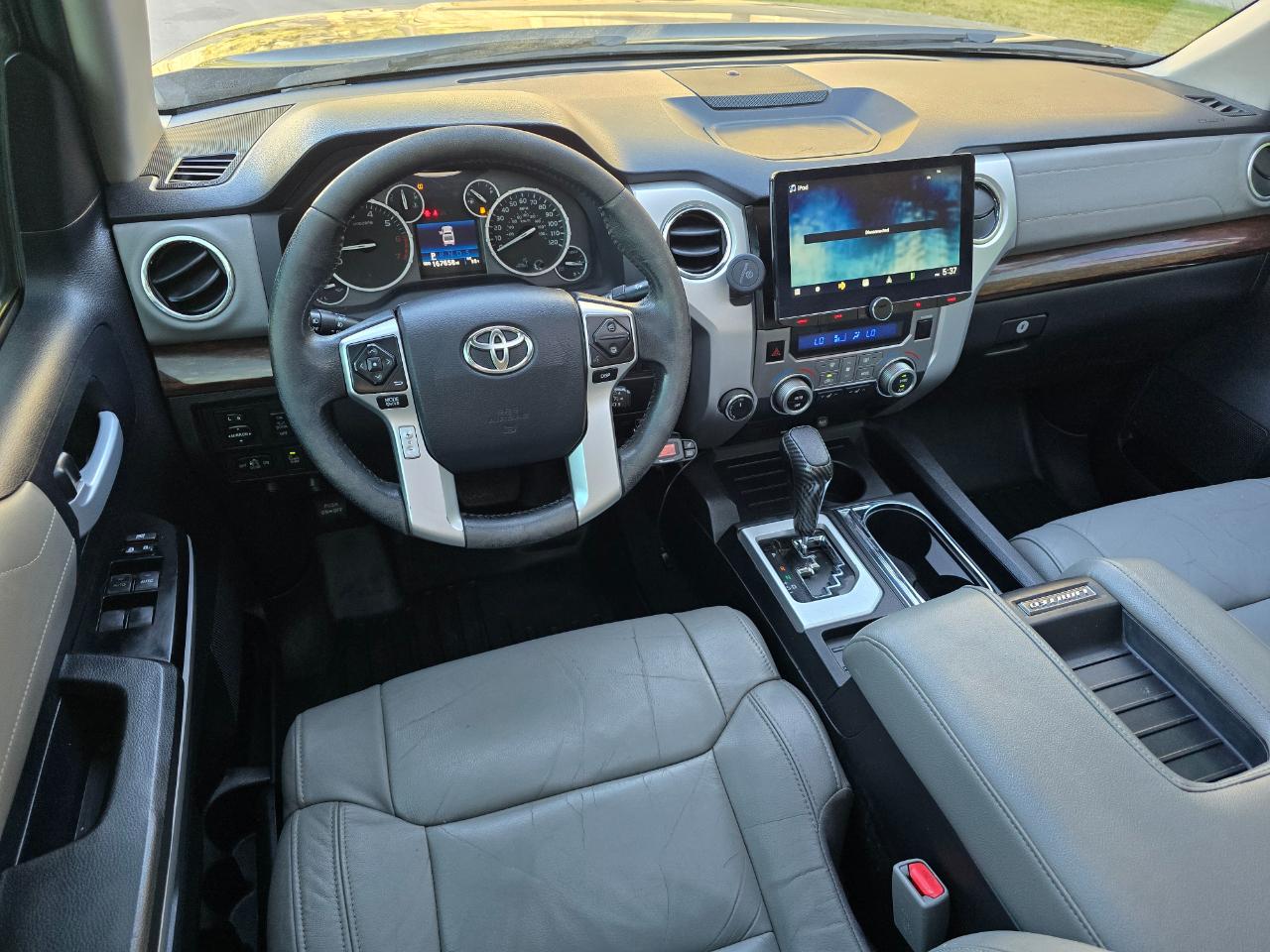 Toyota Tundra 4WD Truck CrewMax 5.7L FFV V8 6-Spd AT LTD (Natl) 2015