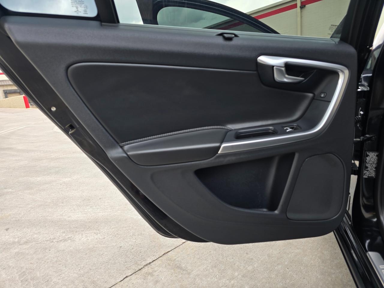 Volvo S60 T5 AWD Inscription Platinum 2017