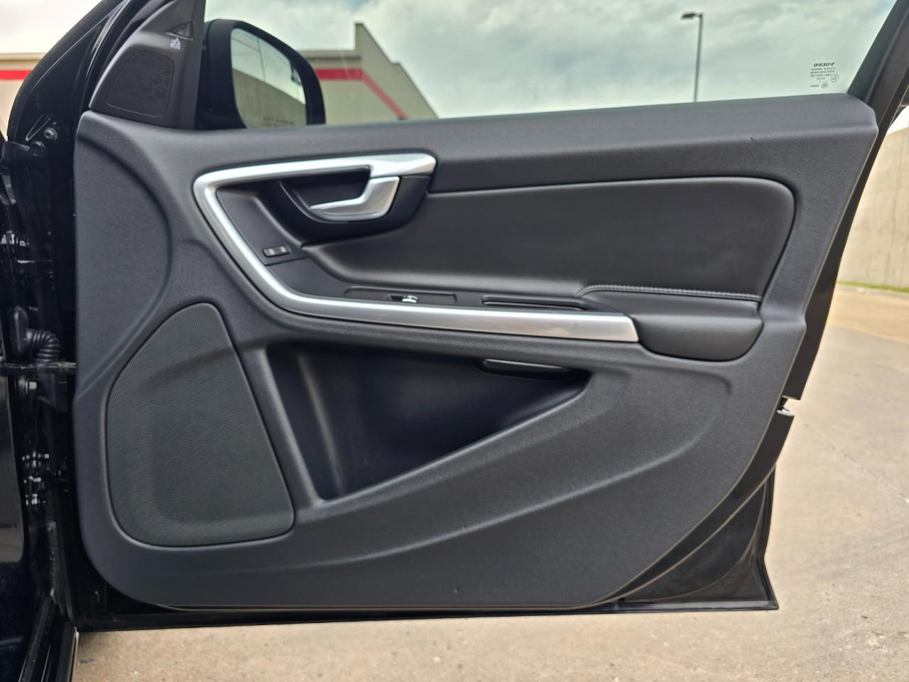 Volvo S60 T5 AWD Inscription Platinum 2017