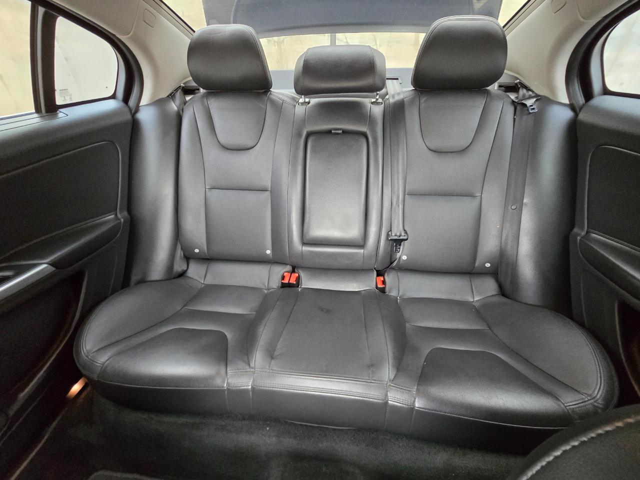 Volvo S60 T5 AWD Inscription Platinum 2017