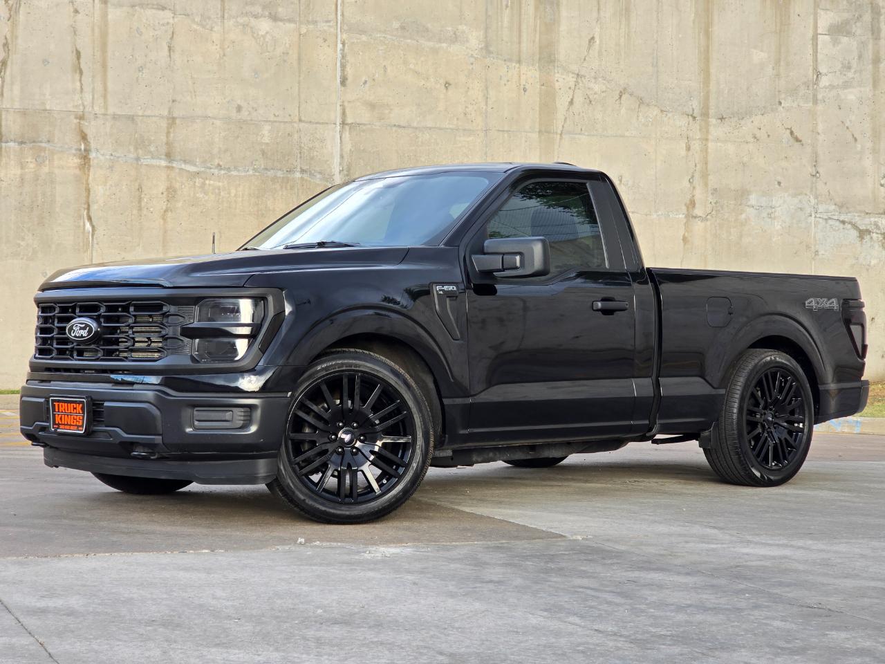 Ford F-150 XL 4WD Reg Cab 6.5' Box 2024