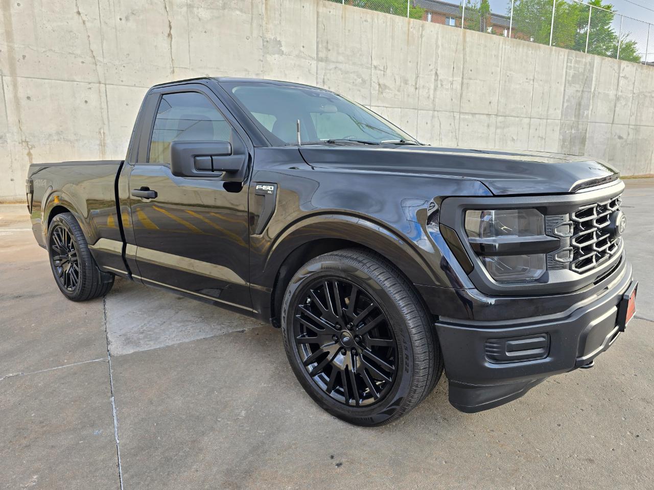 Ford F-150 XL 4WD Reg Cab 6.5' Box 2024