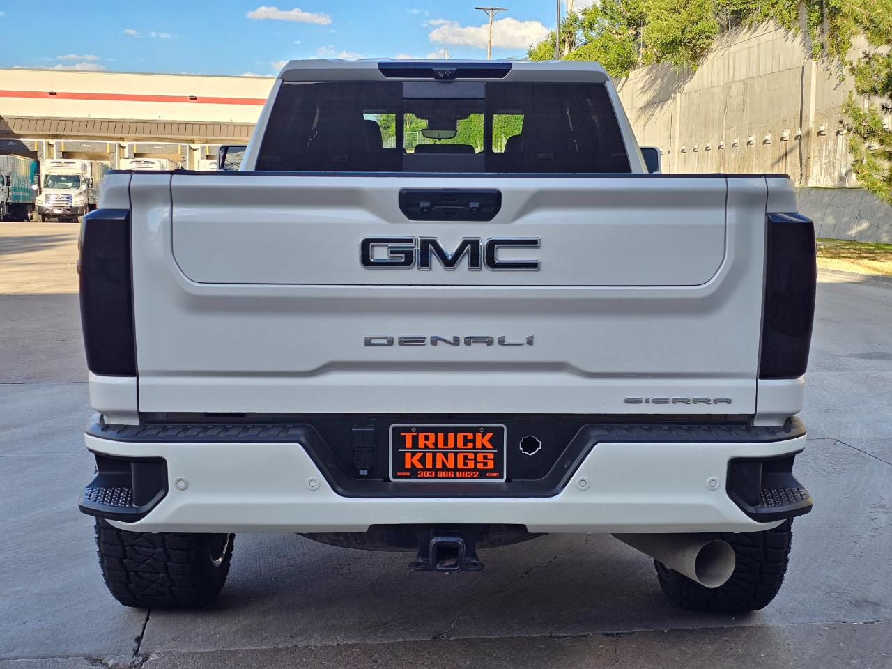 GMC Sierra 3500HD 4WD Crew Cab 159" Denali 2024