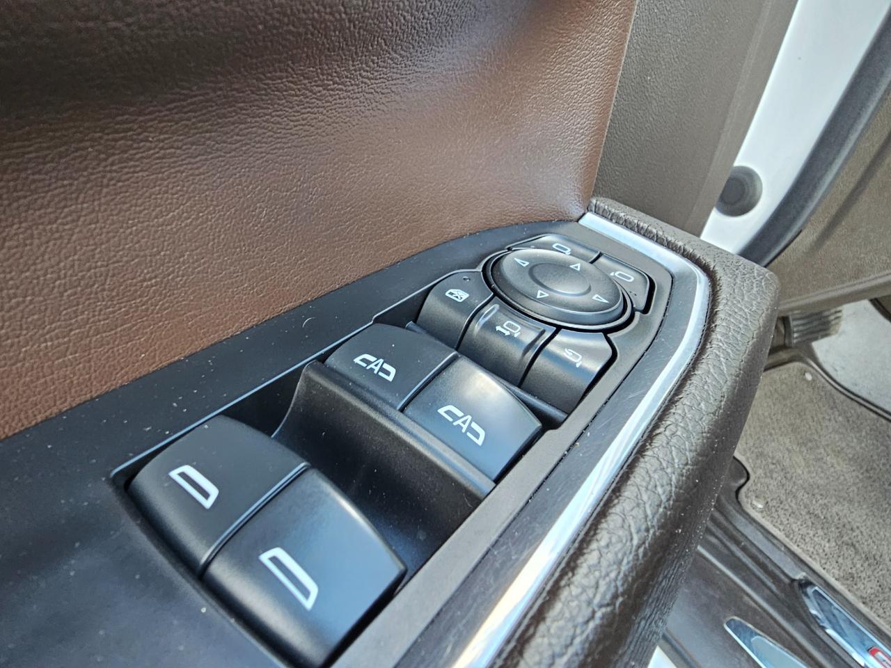 GMC Sierra 3500HD 4WD Crew Cab 159" Denali 2024
