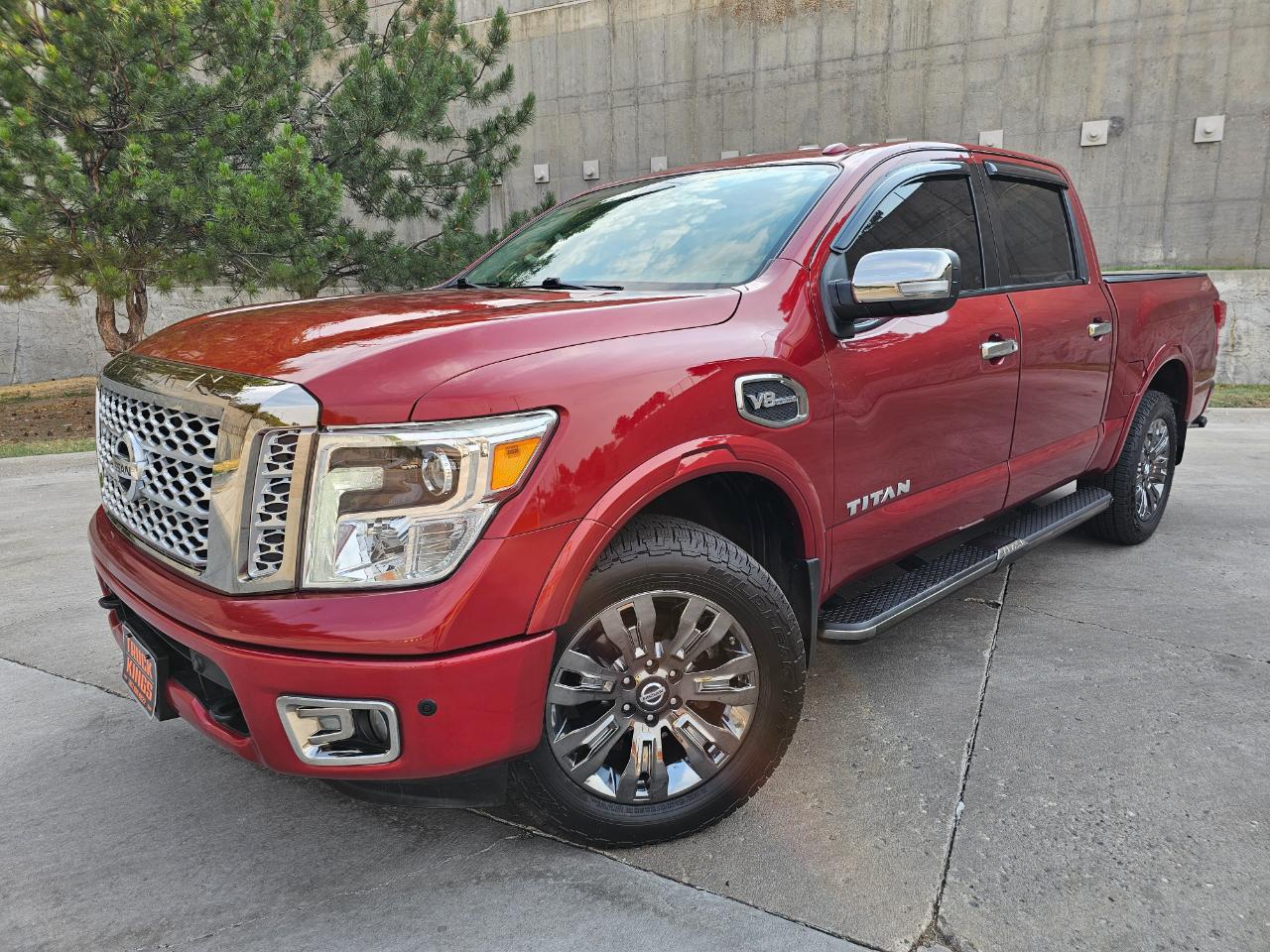 Nissan Titan 4x4 Crew Cab Platinum Reserve 2017