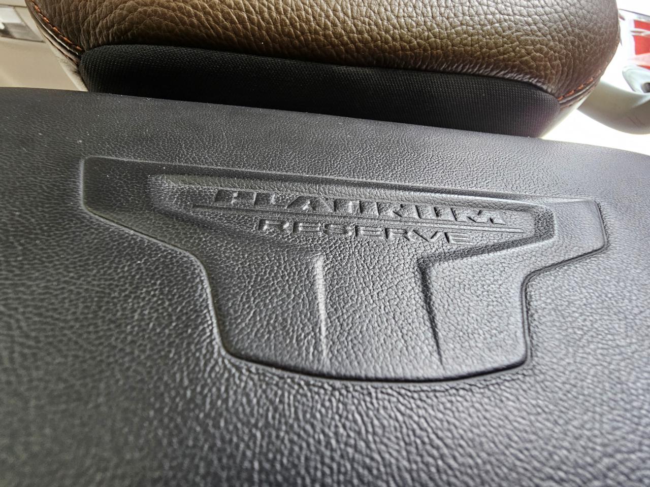 Nissan Titan 4x4 Crew Cab Platinum Reserve 2017