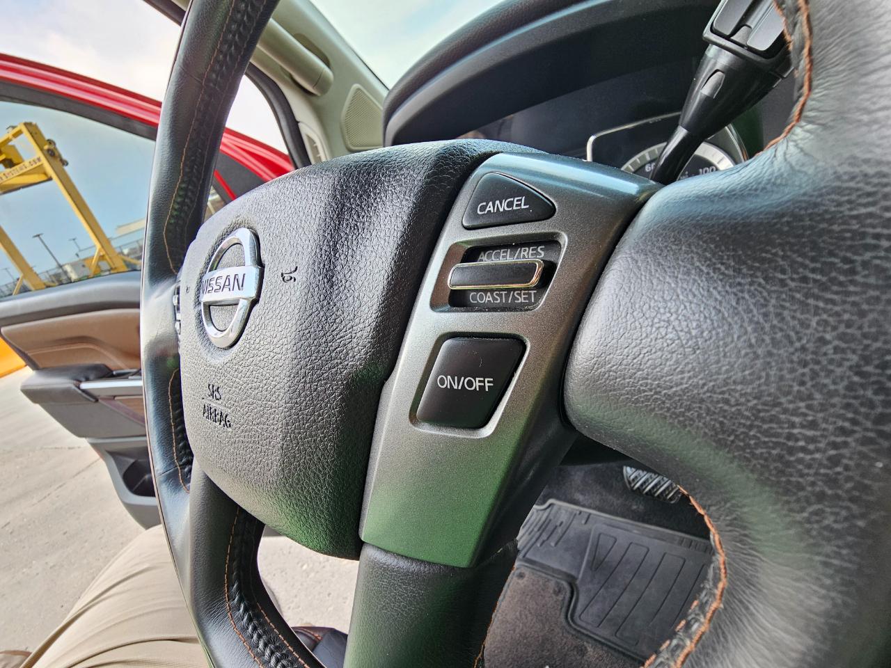 Nissan Titan 4x4 Crew Cab Platinum Reserve 2017