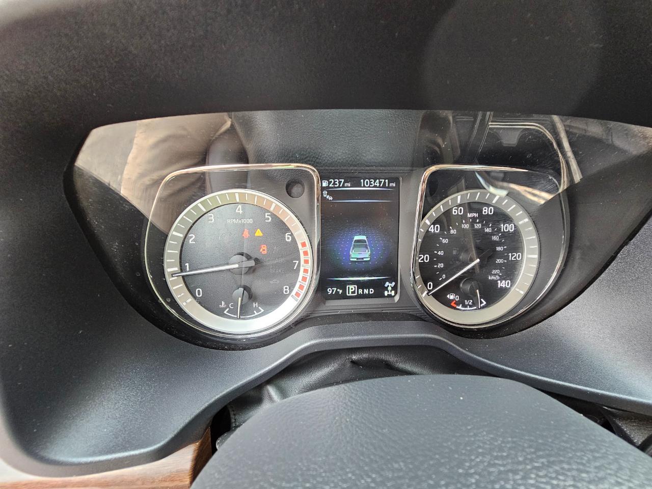 Nissan Titan 4x4 Crew Cab Platinum Reserve 2017