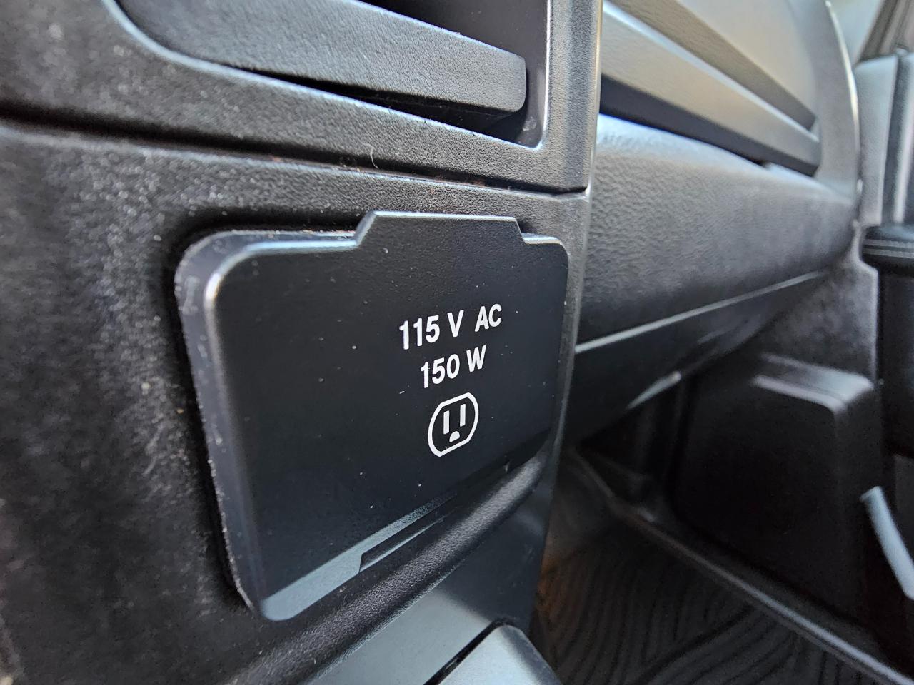 RAM 1500 Night 4x4 Crew Cab 6'4" Box *Ltd Avail* 2018