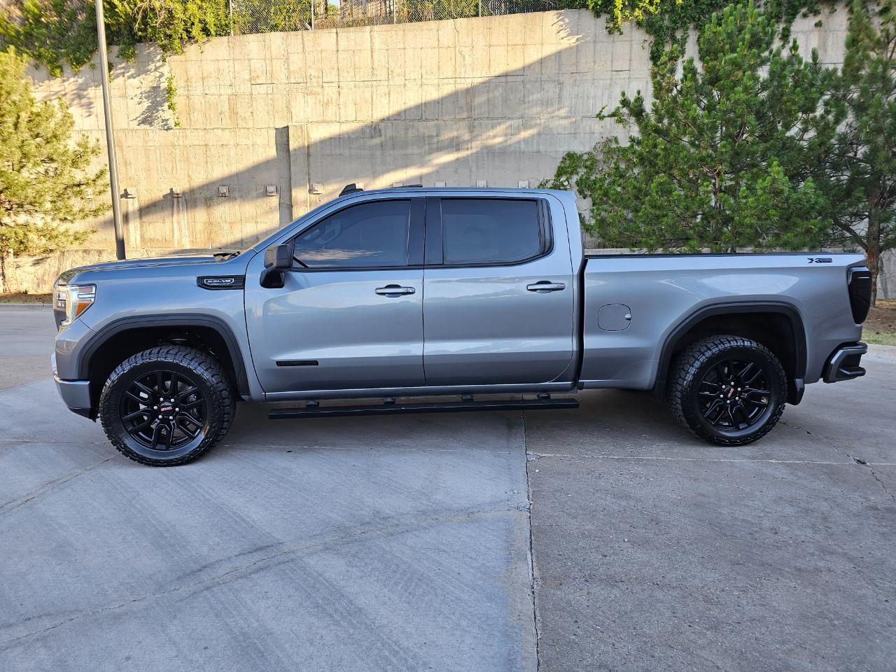 GMC Sierra 1500 4WD Crew Cab 157" Elevation 2021