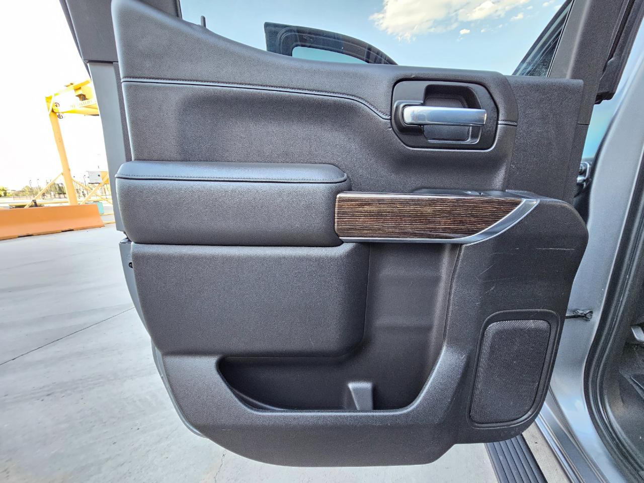 GMC Sierra 1500 4WD Crew Cab 157" Elevation 2021