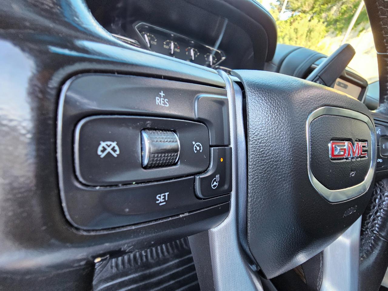 GMC Sierra 1500 4WD Crew Cab 157" Elevation 2021
