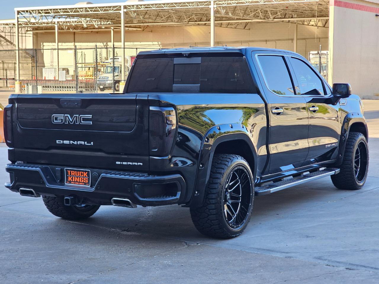 GMC Sierra 1500 4WD Crew Cab 147" Denali 2020