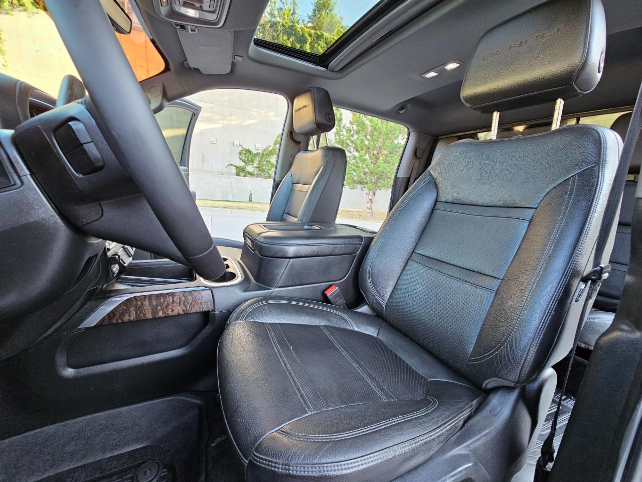 GMC Sierra 1500 4WD Crew Cab 147" Denali 2020
