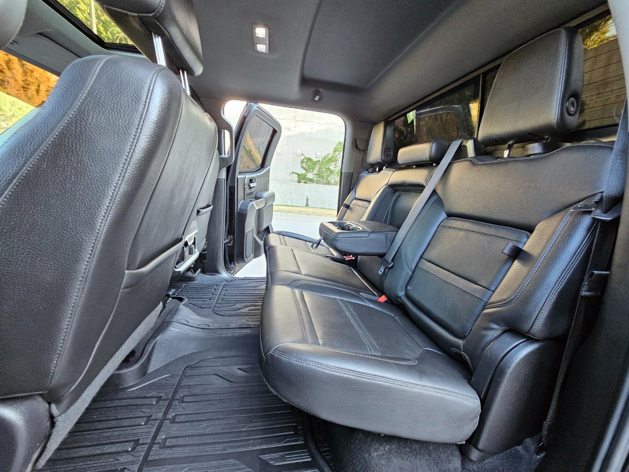 GMC Sierra 1500 4WD Crew Cab 147" Denali 2020