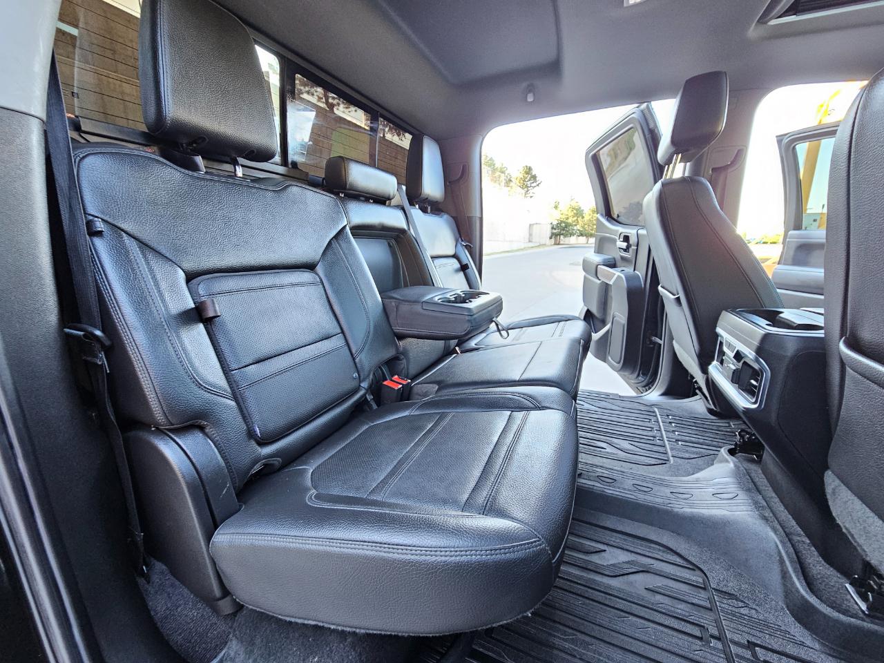 GMC Sierra 1500 4WD Crew Cab 147" Denali 2020