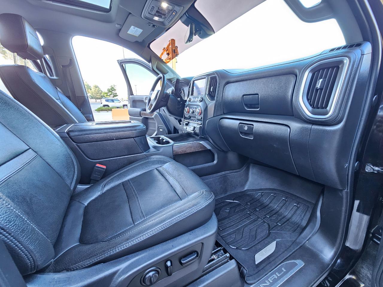 GMC Sierra 1500 4WD Crew Cab 147" Denali 2020