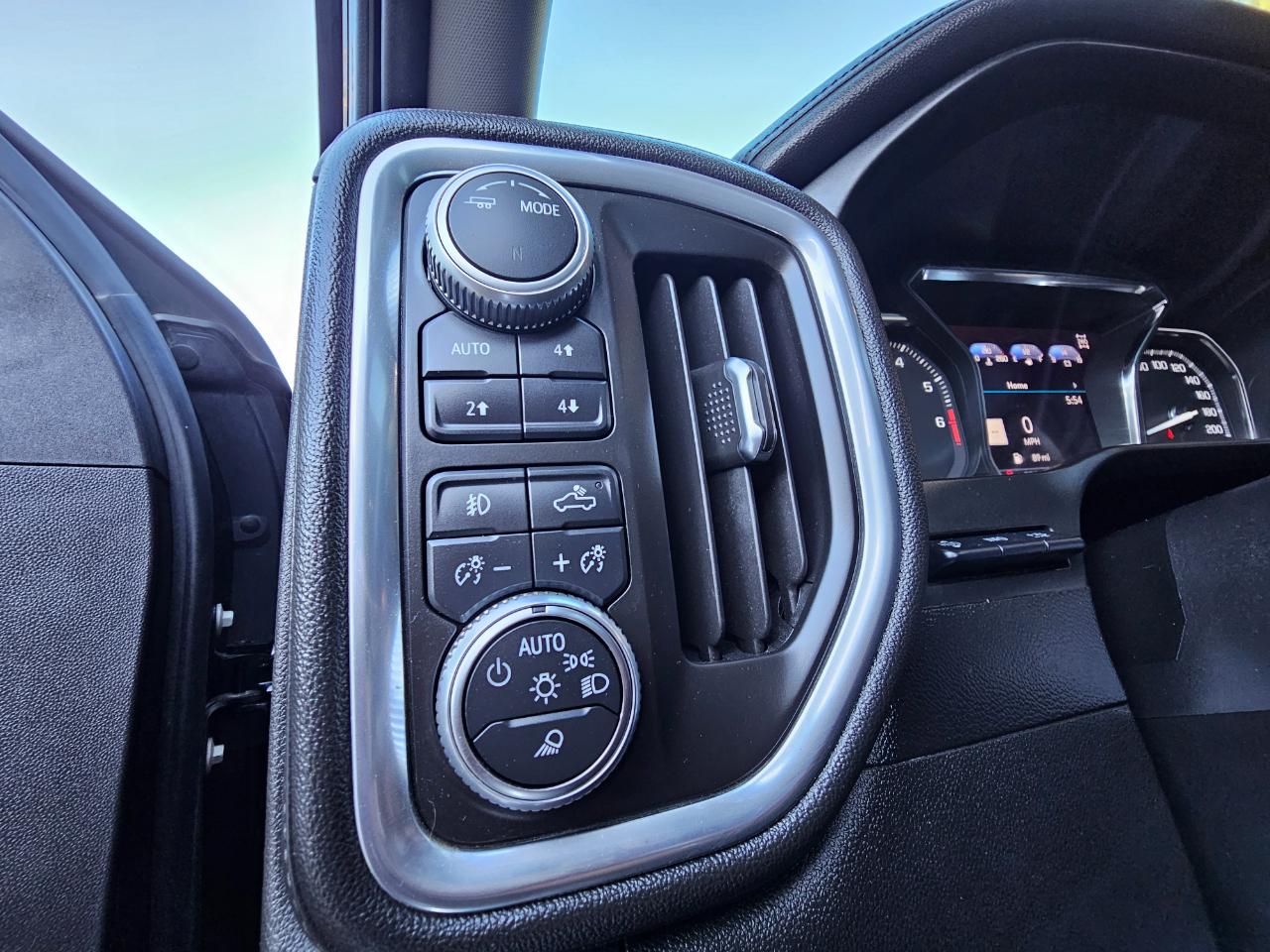 GMC Sierra 1500 4WD Crew Cab 147" Denali 2020