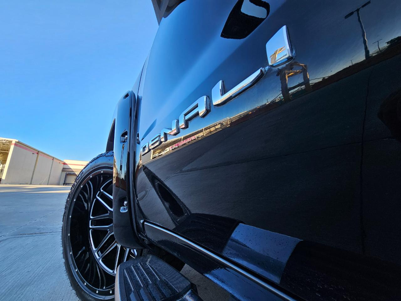 GMC Sierra 1500 4WD Crew Cab 147" Denali 2020