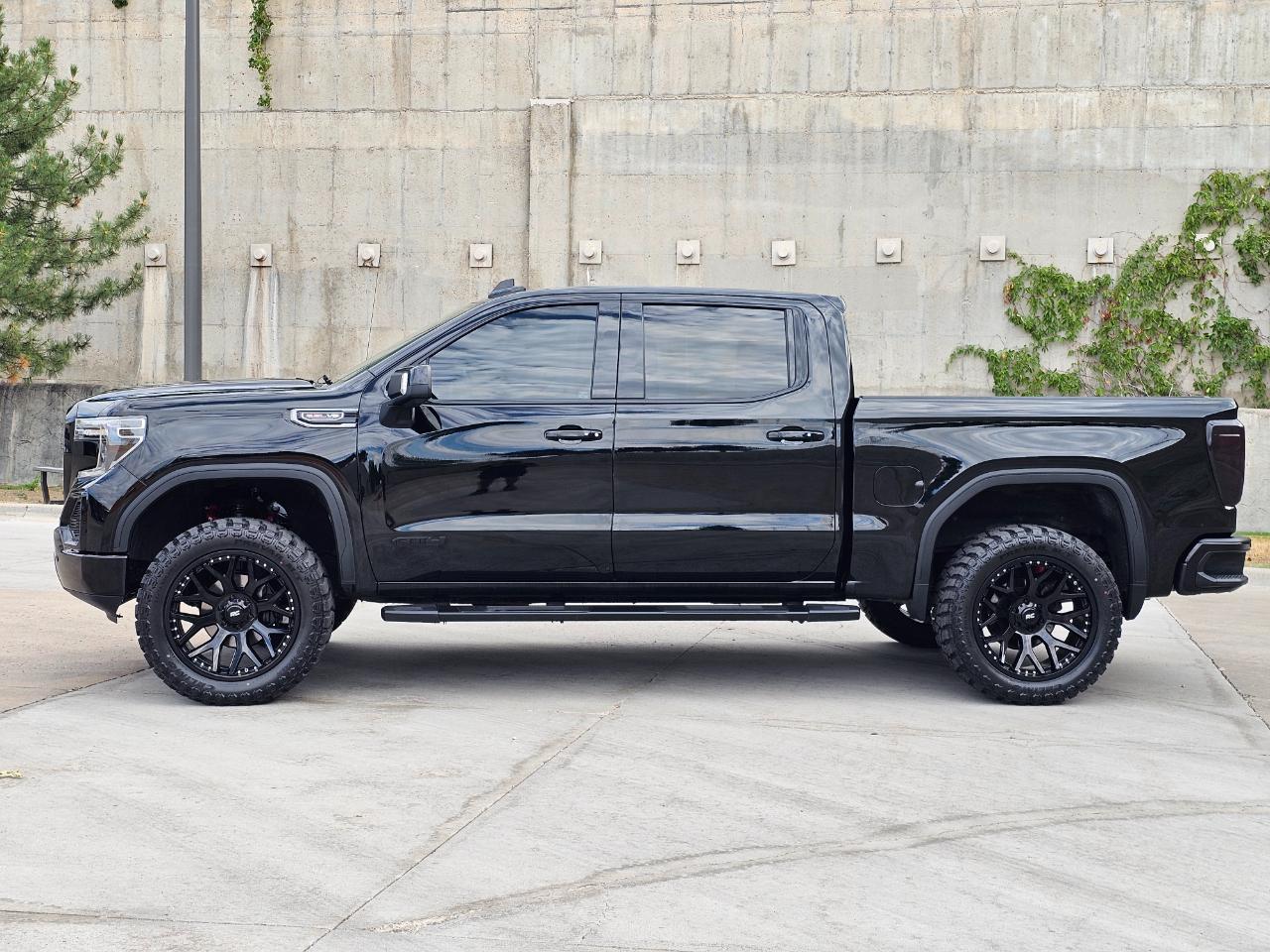GMC Sierra 1500 4WD Crew Cab 147" AT4 2020