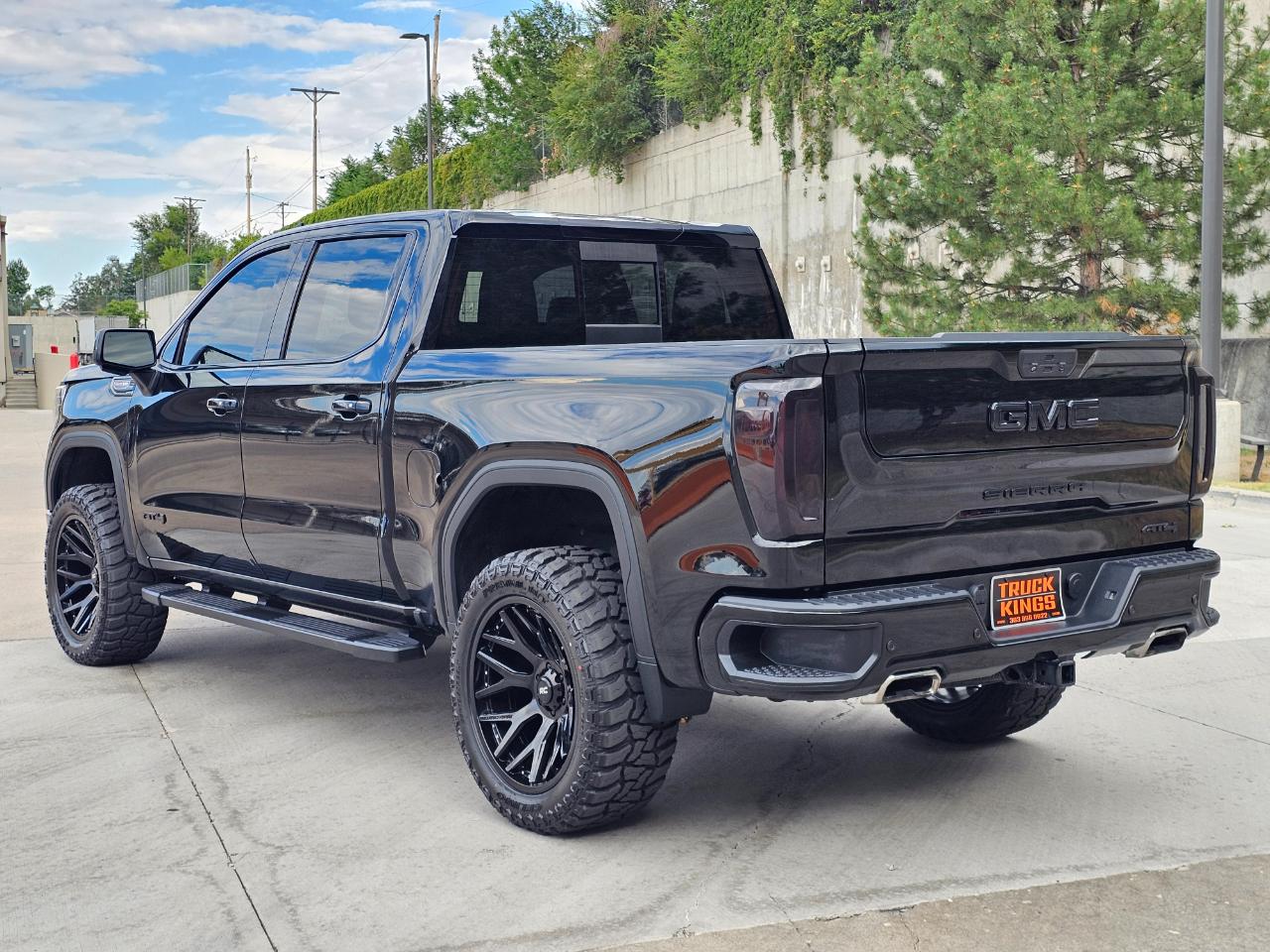 GMC Sierra 1500 4WD Crew Cab 147" AT4 2020