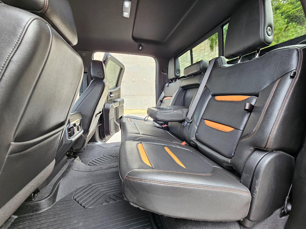 GMC Sierra 1500 4WD Crew Cab 147" AT4 2020