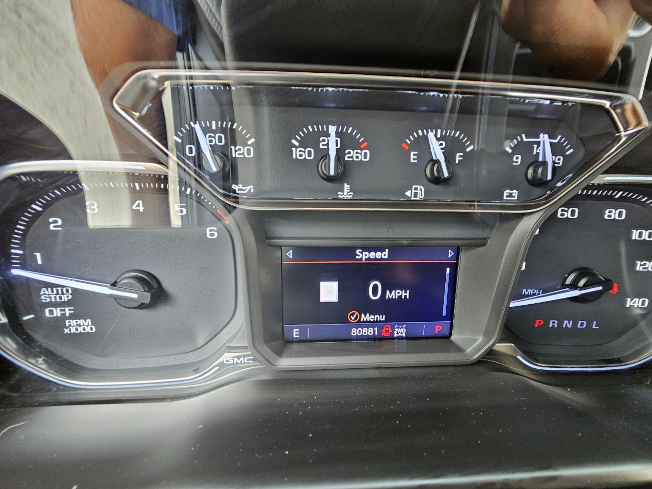 GMC Sierra 1500 4WD Crew Cab 147" AT4 2020