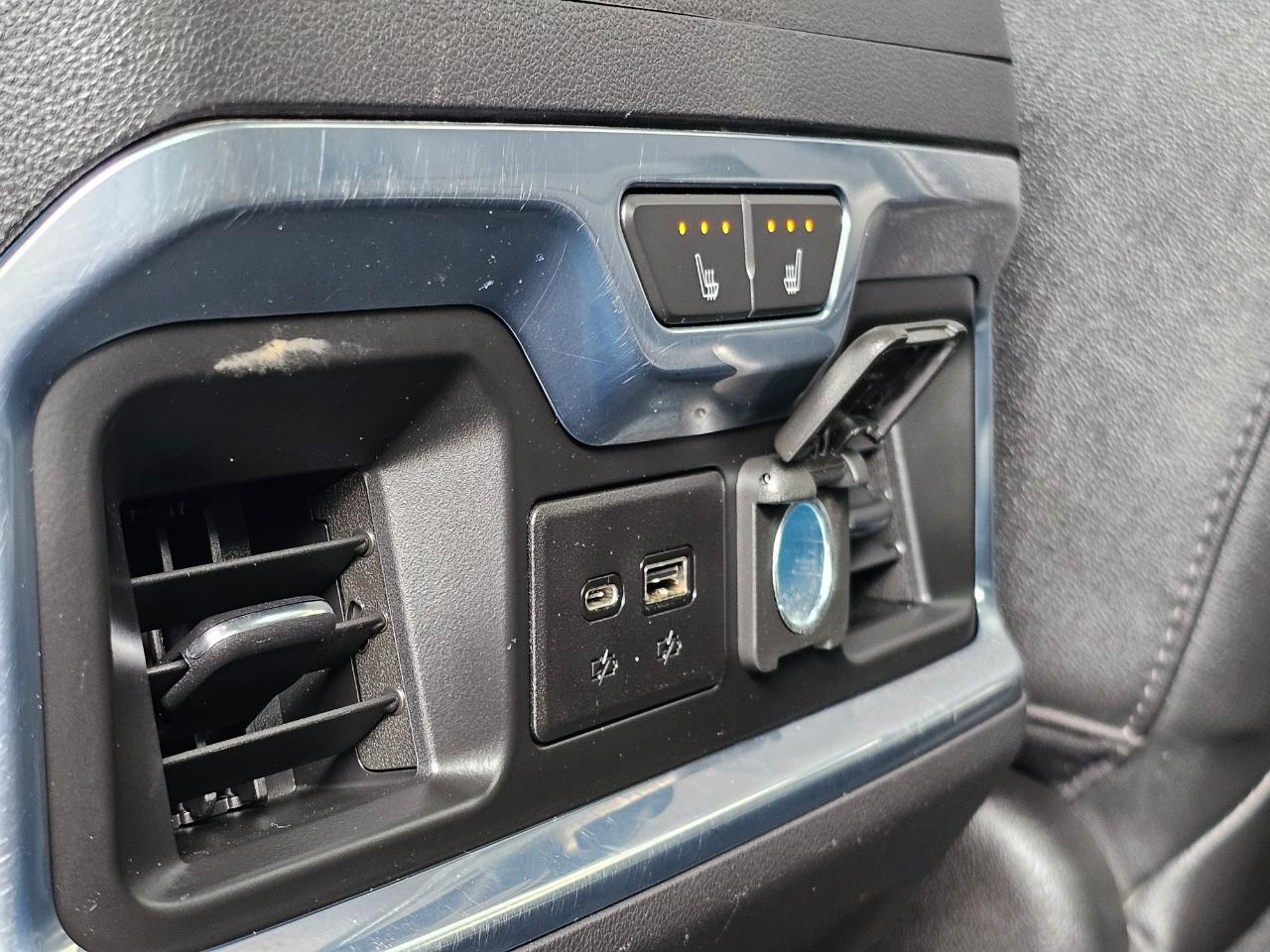 GMC Sierra 1500 4WD Crew Cab 147" AT4 2020
