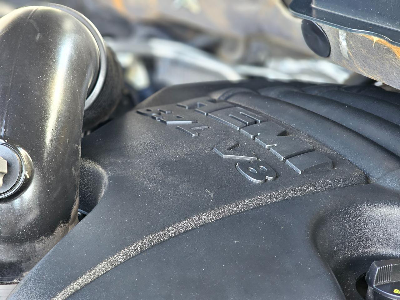 RAM 1500 4WD Crew Cab 140.5" Express 2015