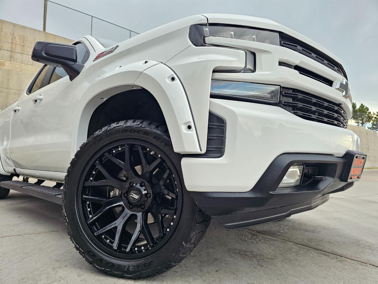 Chevrolet Silverado 1500 4WD Double Cab 147" RST 2020