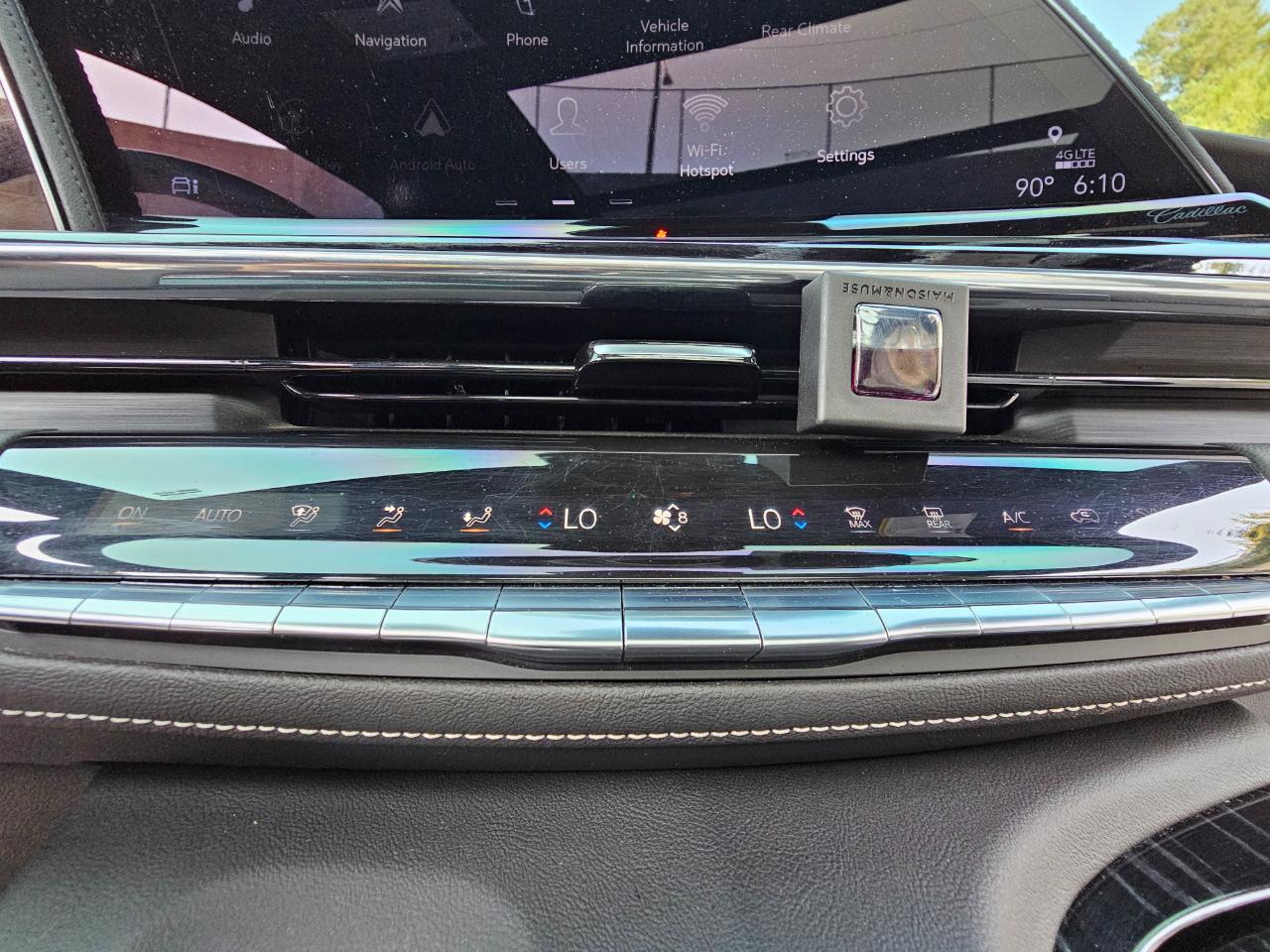 Cadillac Escalade ESV 4WD 4dr Sport 2022