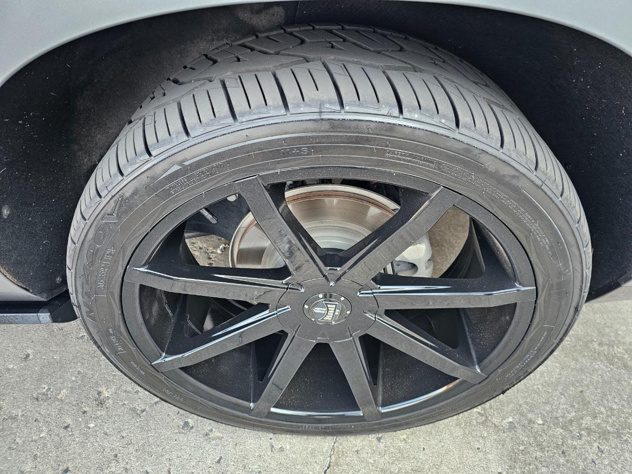 Cadillac Escalade ESV 4WD 4dr Sport 2022