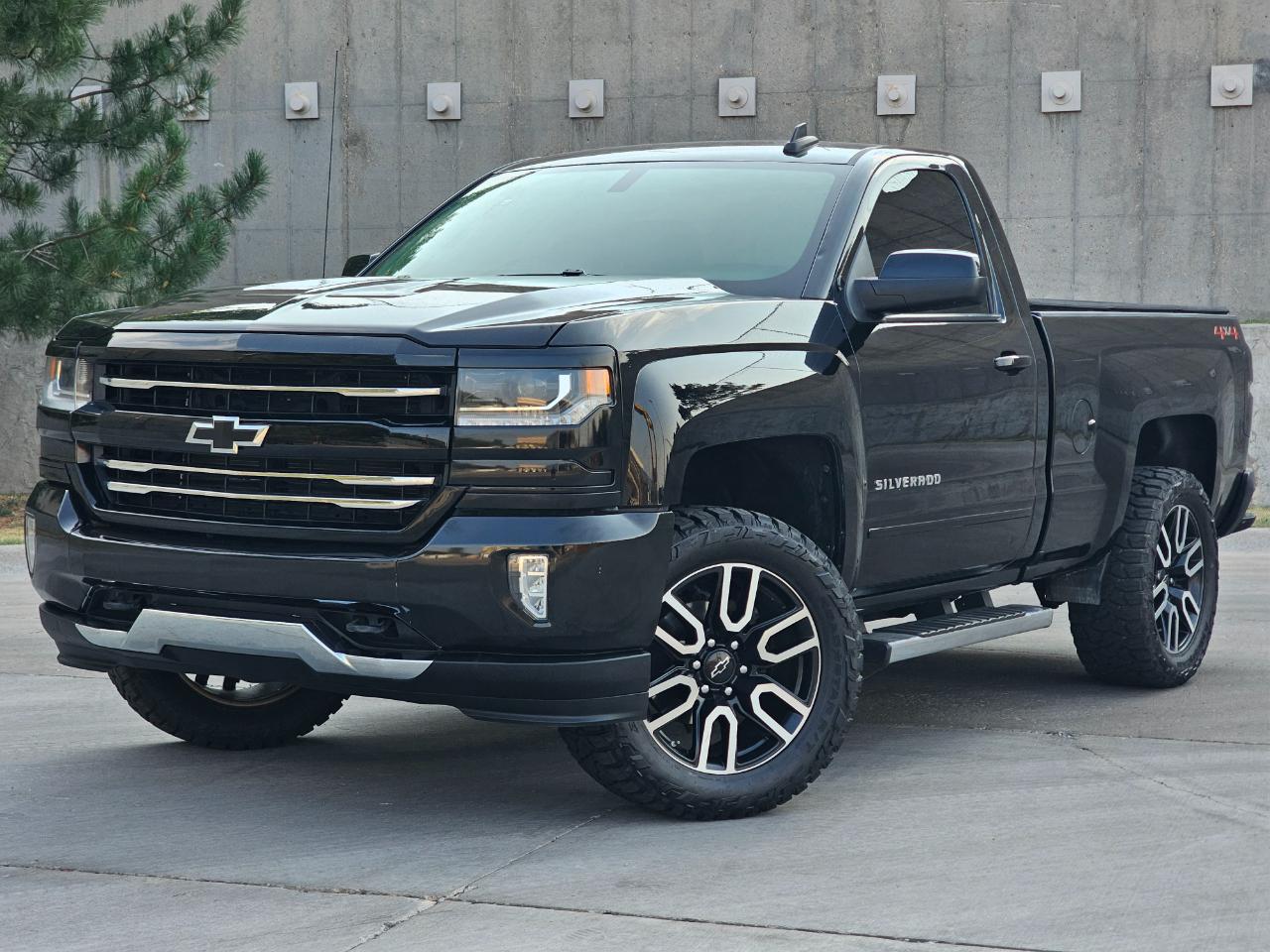 Chevrolet Silverado 1500 4WD Reg Cab 119.0" LT w/1LT 2018