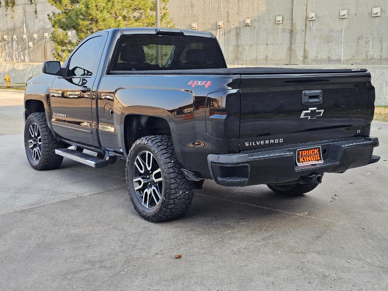 Chevrolet Silverado 1500 4WD Reg Cab 119.0" LT w/1LT 2018