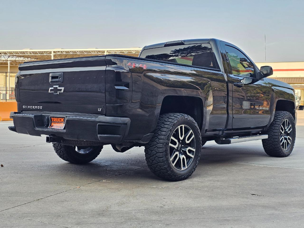 Chevrolet Silverado 1500 4WD Reg Cab 119.0" LT w/1LT 2018
