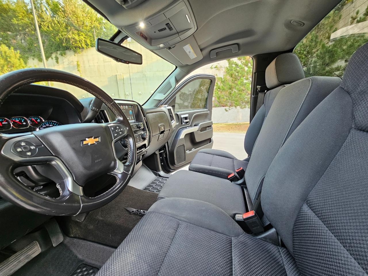 Chevrolet Silverado 1500 4WD Reg Cab 119.0" LT w/1LT 2018