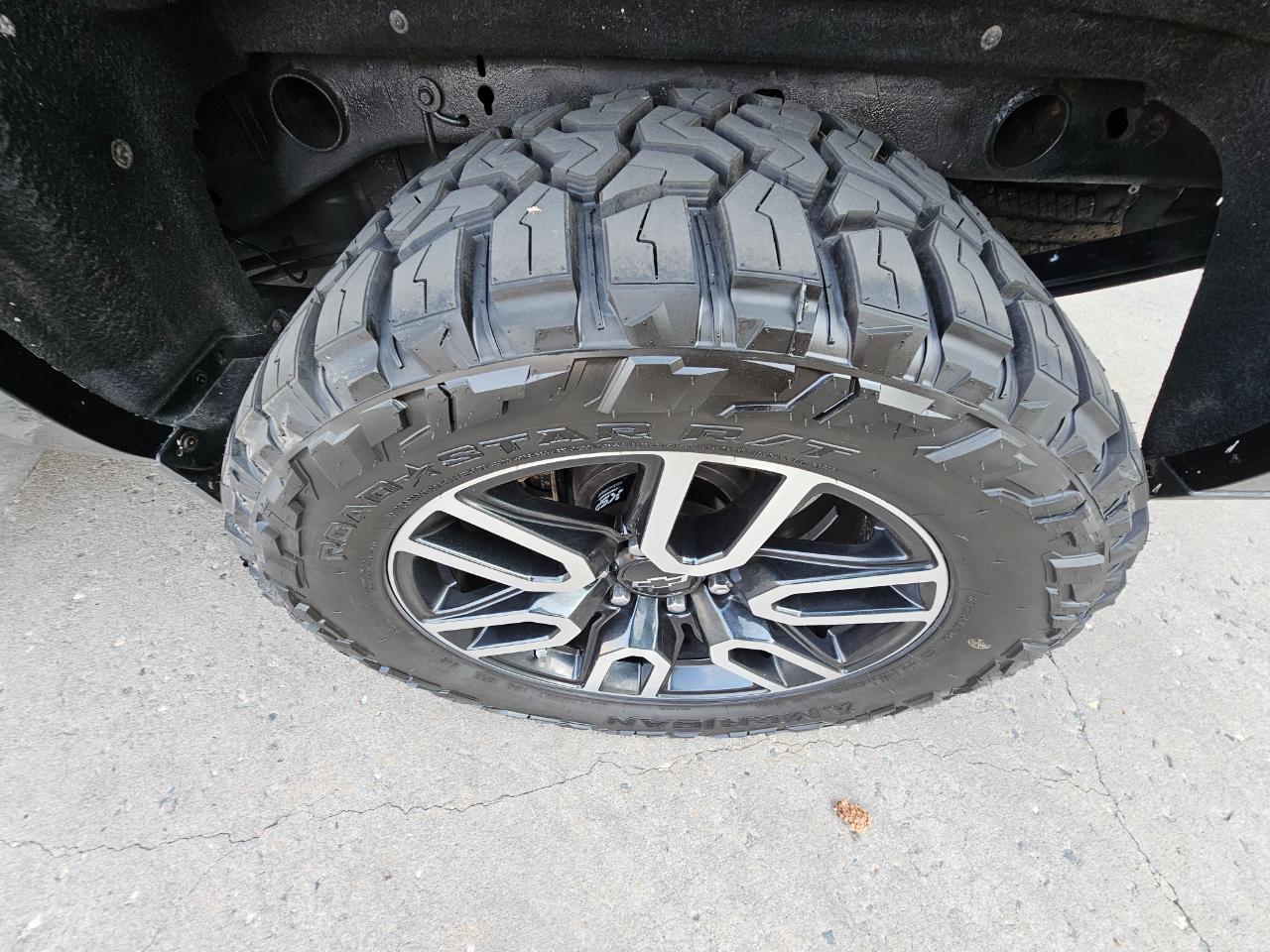 Chevrolet Silverado 1500 4WD Reg Cab 119.0" LT w/1LT 2018