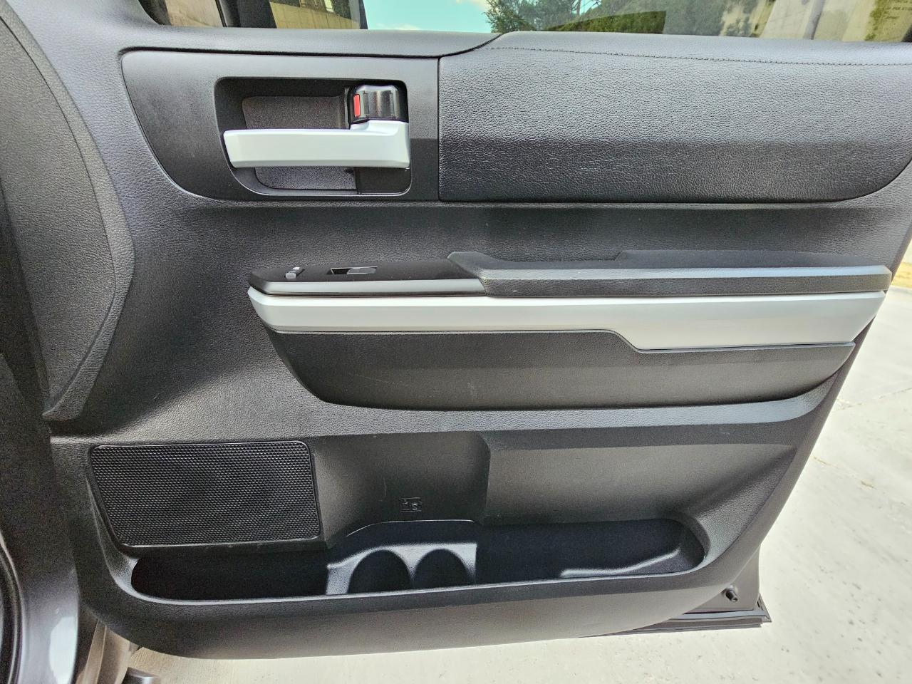 Toyota Tundra 4WD  2019