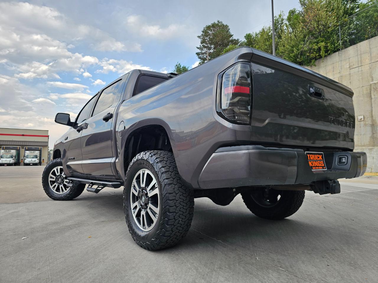 Toyota Tundra 4WD  2019
