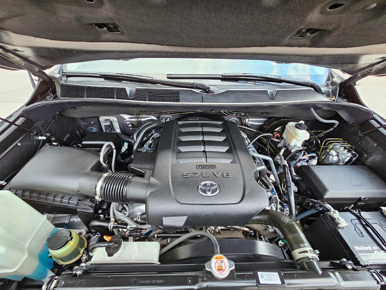 Toyota Tundra 4WD  2019