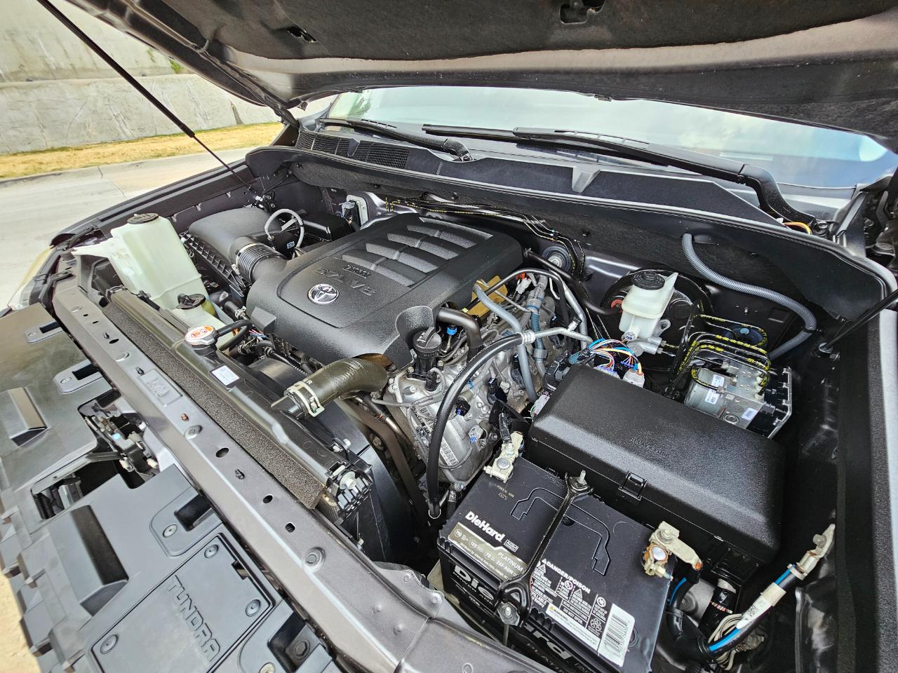 Toyota Tundra 4WD  2019