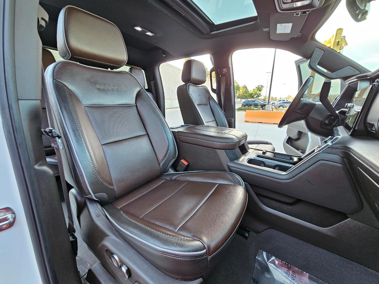 GMC Sierra 3500HD 4WD Crew Cab 172" Denali 2024