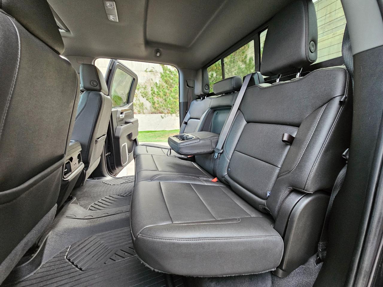 Chevrolet Silverado 1500 4WD Crew Cab 147" RST 2022