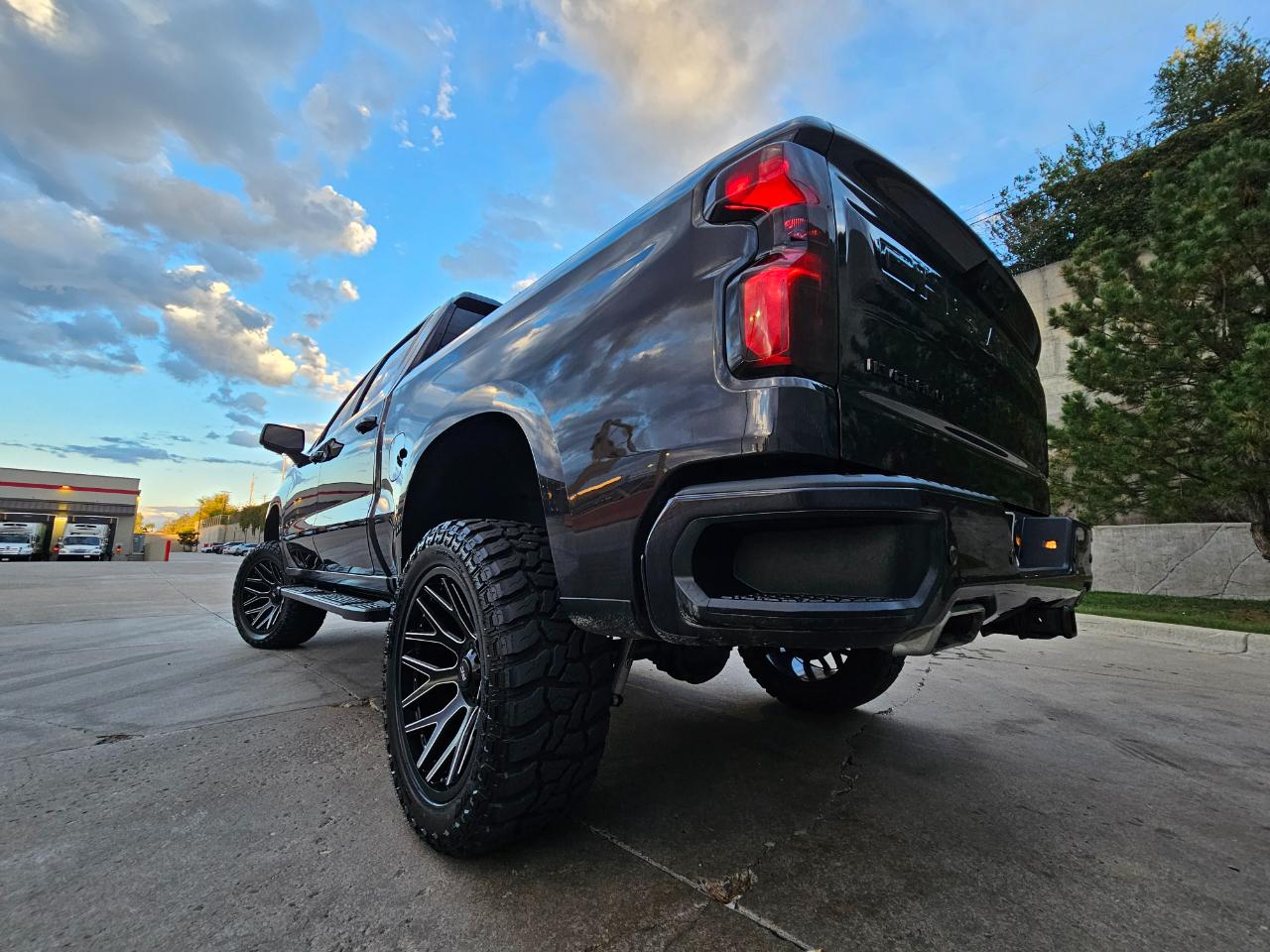 Chevrolet Silverado 1500 4WD Crew Cab 147" RST 2022