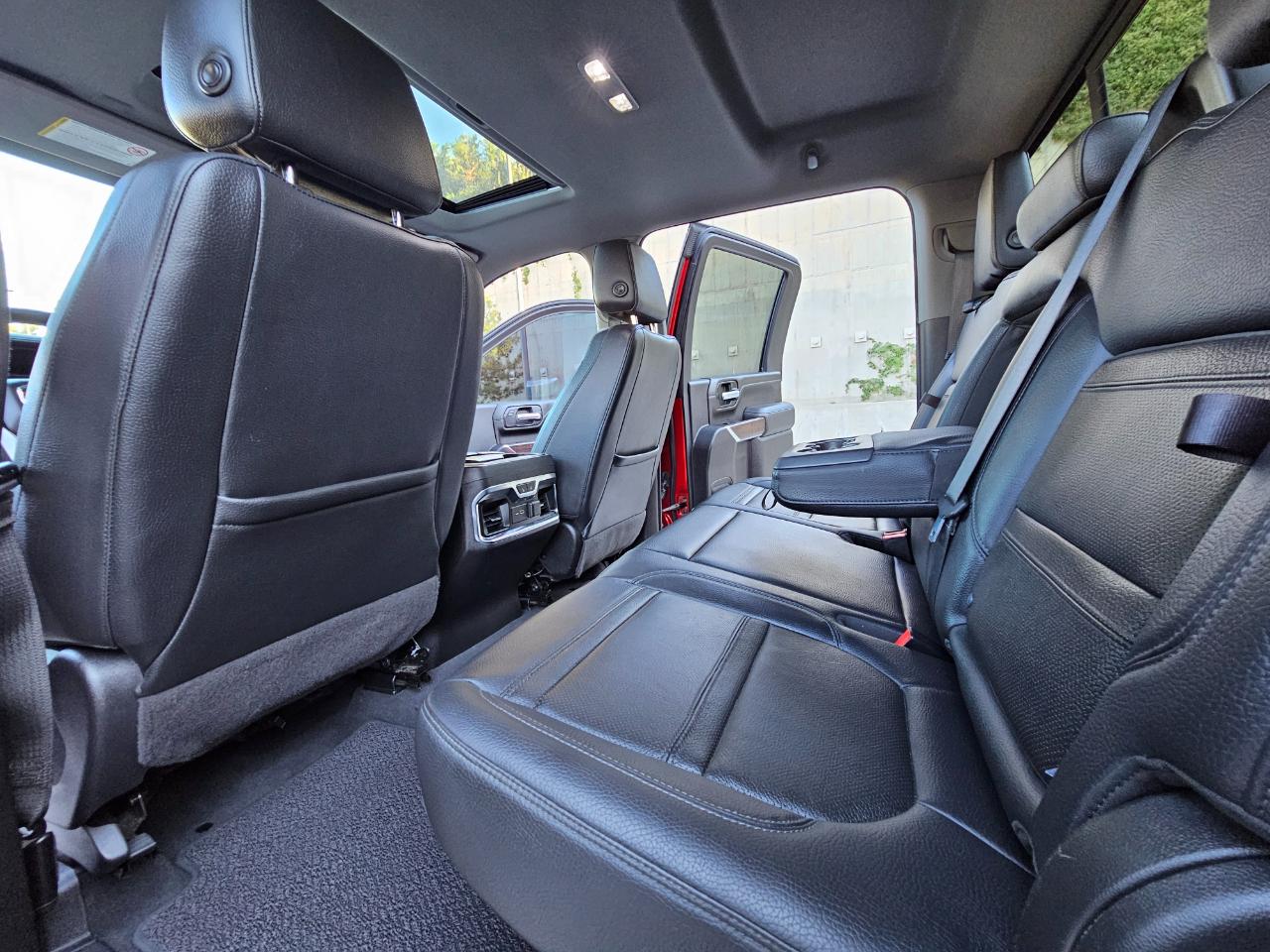 GMC Sierra 2500HD 4WD Crew Cab 159" Denali 2021