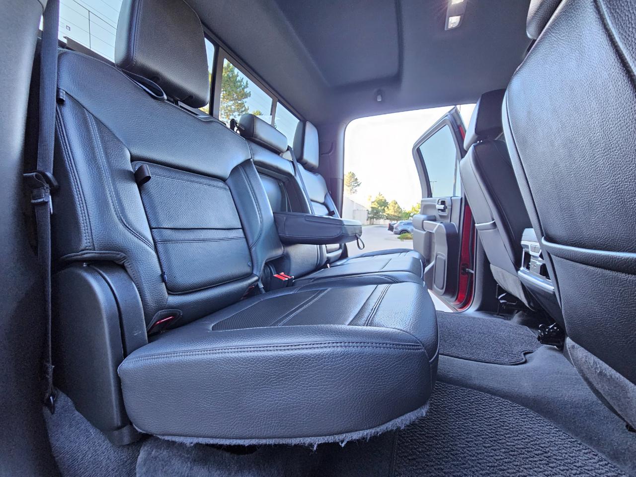 GMC Sierra 2500HD 4WD Crew Cab 159" Denali 2021