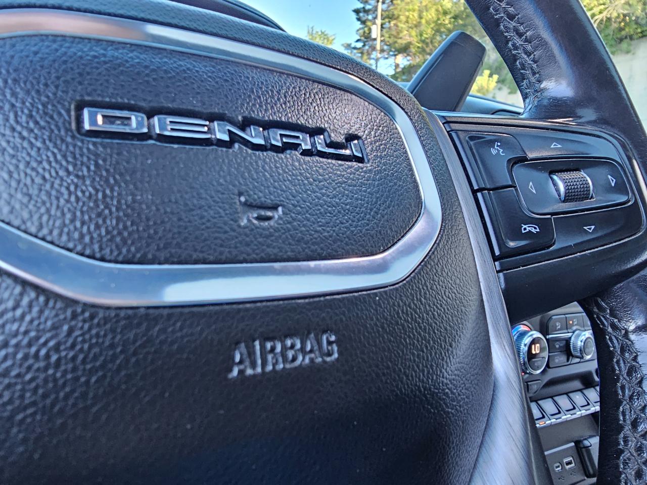 GMC Sierra 2500HD 4WD Crew Cab 159" Denali 2021