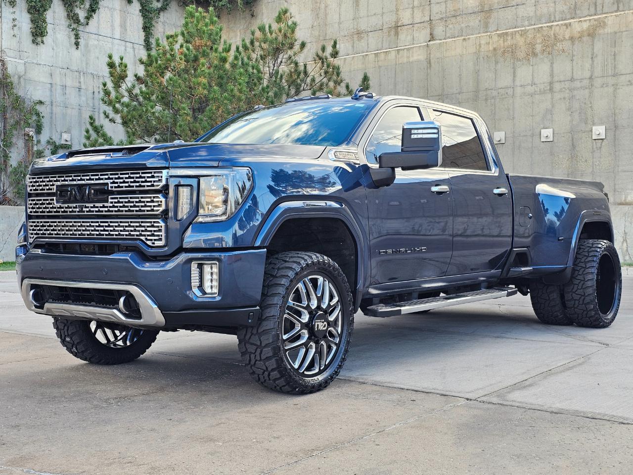 GMC Sierra 3500HD 4WD Crew Cab 172" Denali 2020