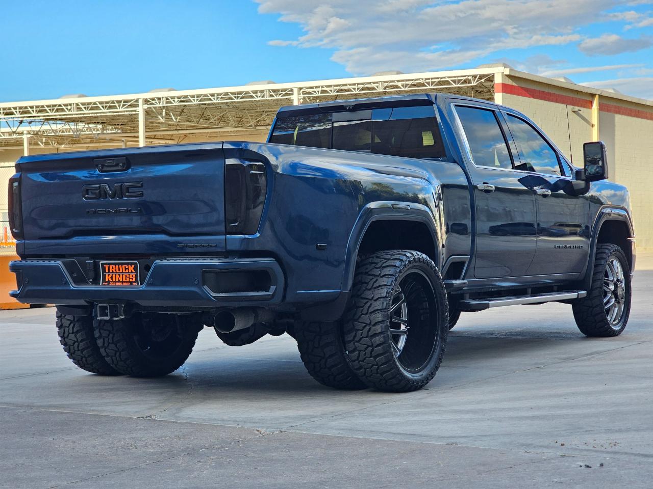 GMC Sierra 3500HD 4WD Crew Cab 172" Denali 2020