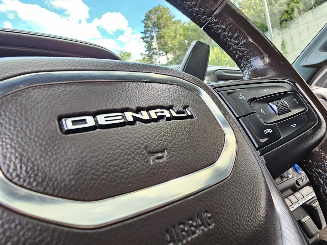 GMC Sierra 3500HD 4WD Crew Cab 172" Denali 2020